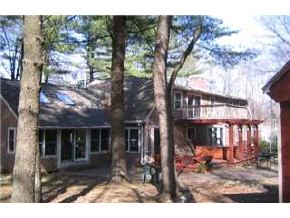 42 Governor Wentworth Road Amherst, NH 03031 - Photo 3 of 5