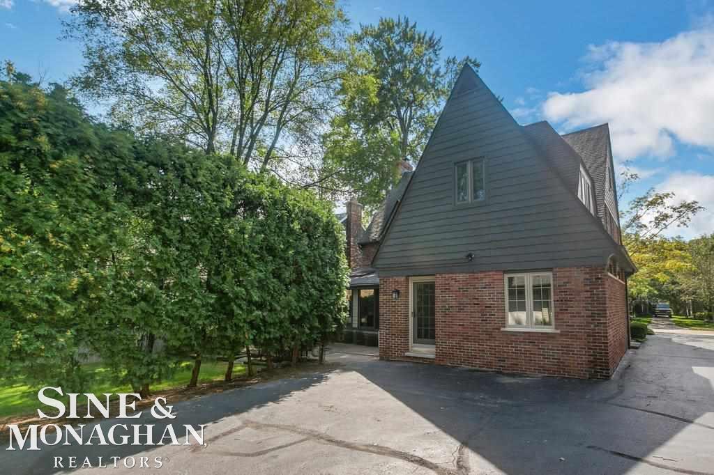 466 Lincoln Road Grosse Pointe, MI 48230 - Photo 54 of 61 50059932-53.JPG