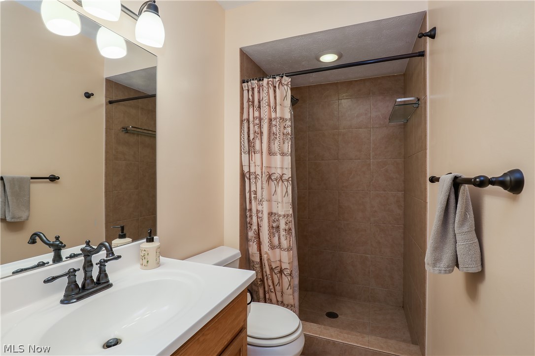 2716 Pressler Road Akron, OH 44312 - Photo 18 of 29