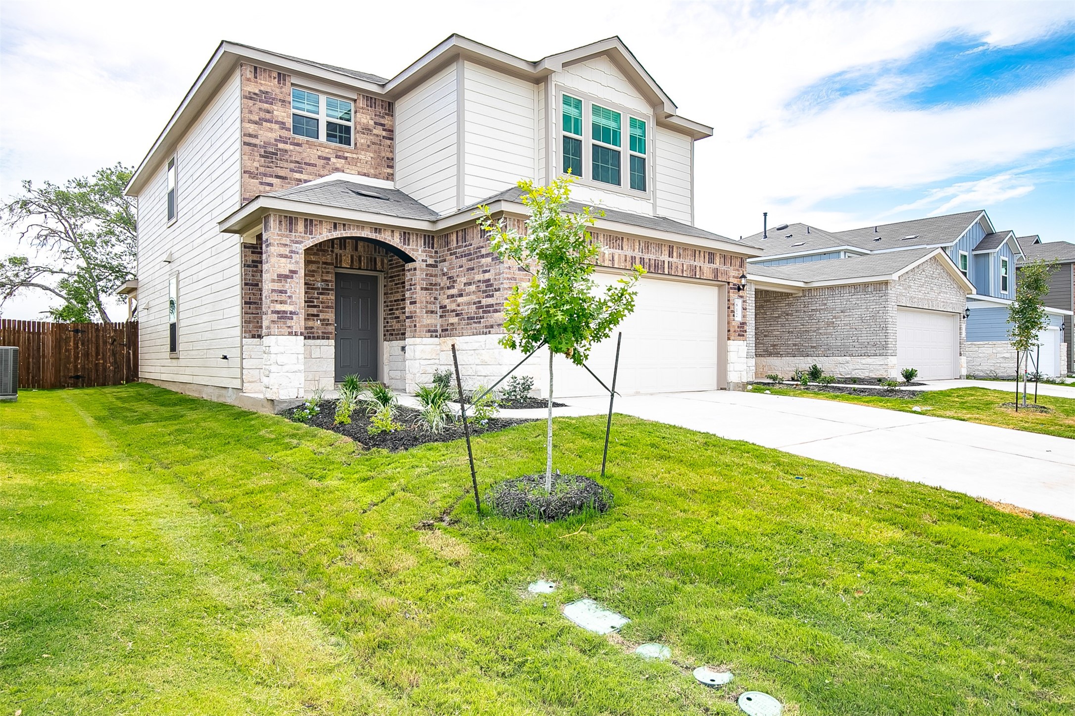812 Black Alder Street Georgetown, TX 78626 - Photo 3 of 32