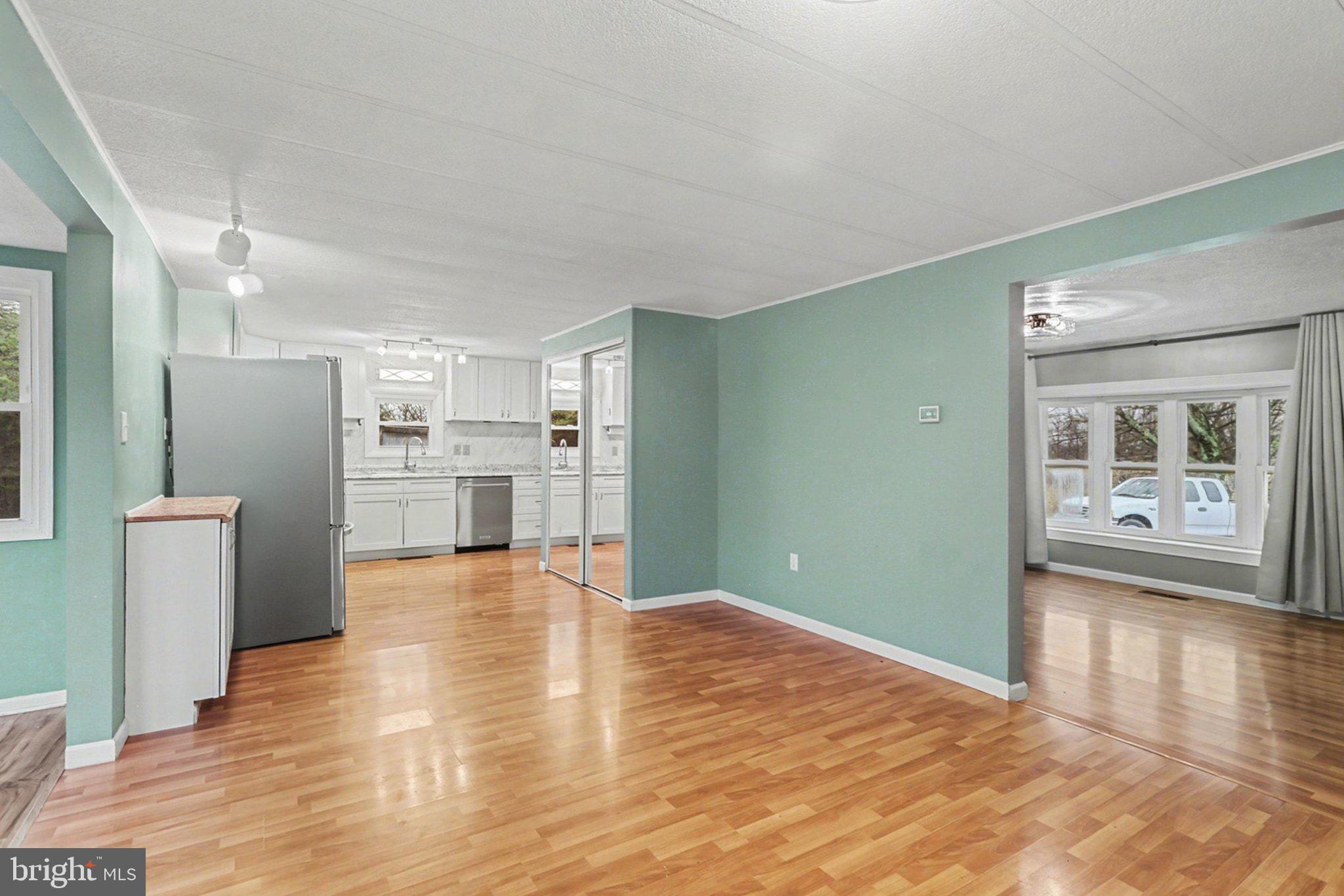 1011 Cranes Gap Road Carlisle, PA 17013 - Photo 4 of 42