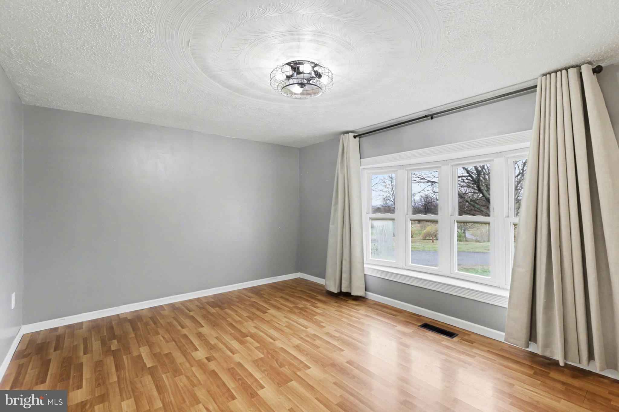 1011 Cranes Gap Road Carlisle, PA 17013 - Photo 8 of 42