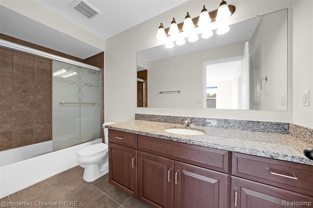 3938 Somerset Circle Rochester Hills, MI 48309 - Photo 44 of 71