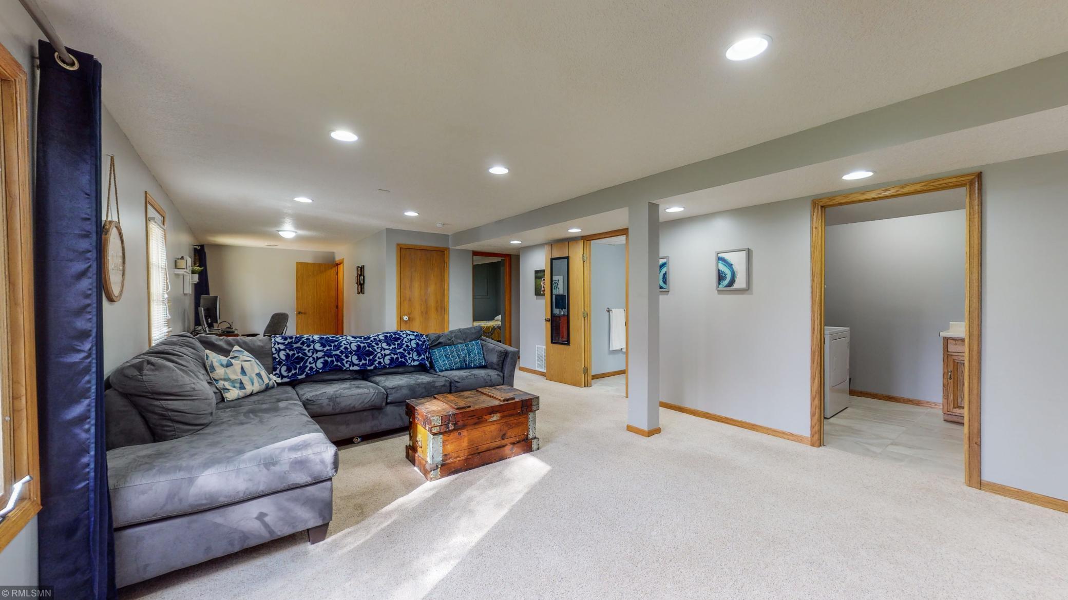 918 23rd Street Southeast Rochester, MN 55904 - Photo 15 of 27 Gallery Image 15