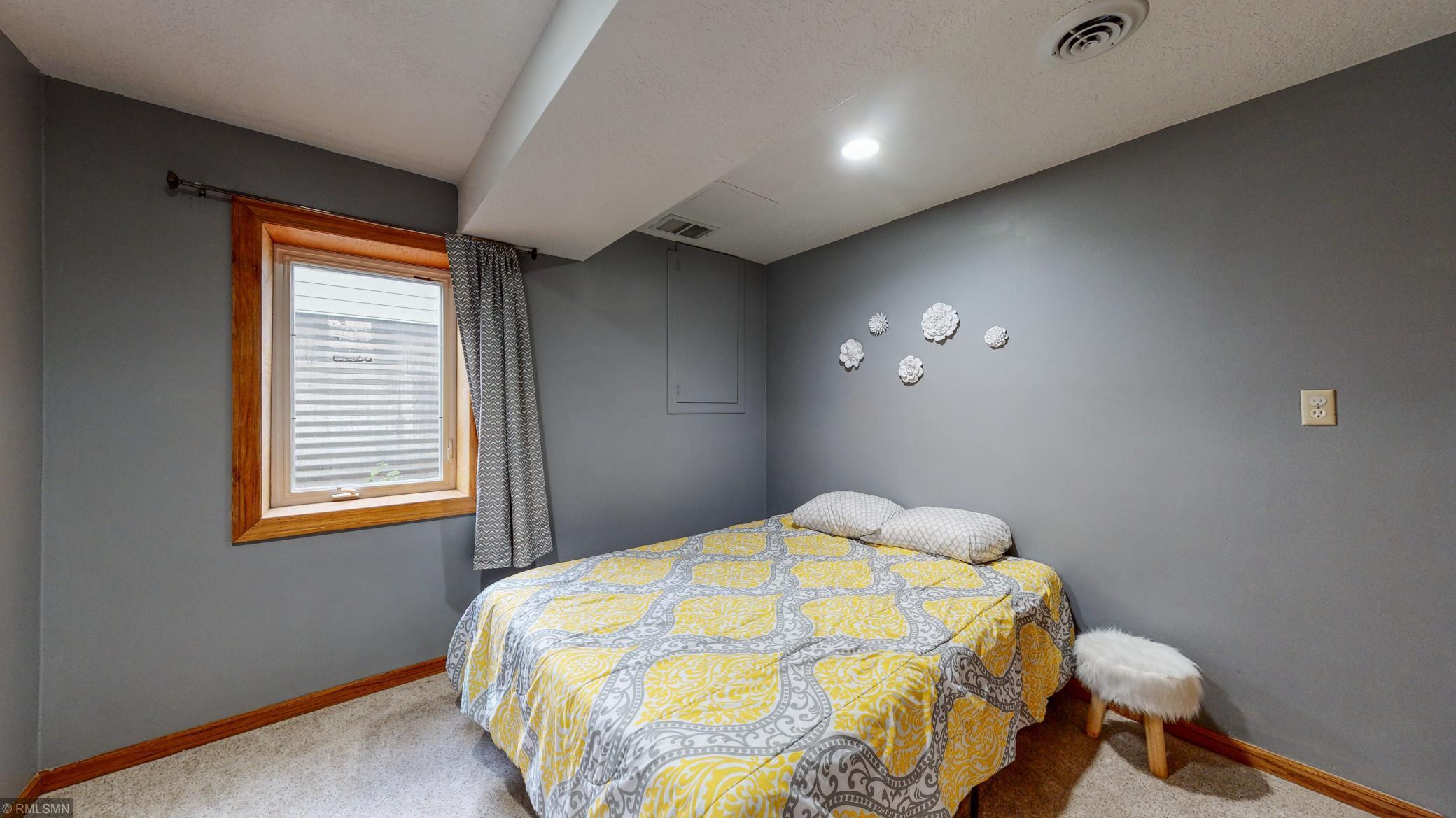 918 23rd Street Southeast Rochester, MN 55904 - Photo 17 of 27 Gallery Image 17