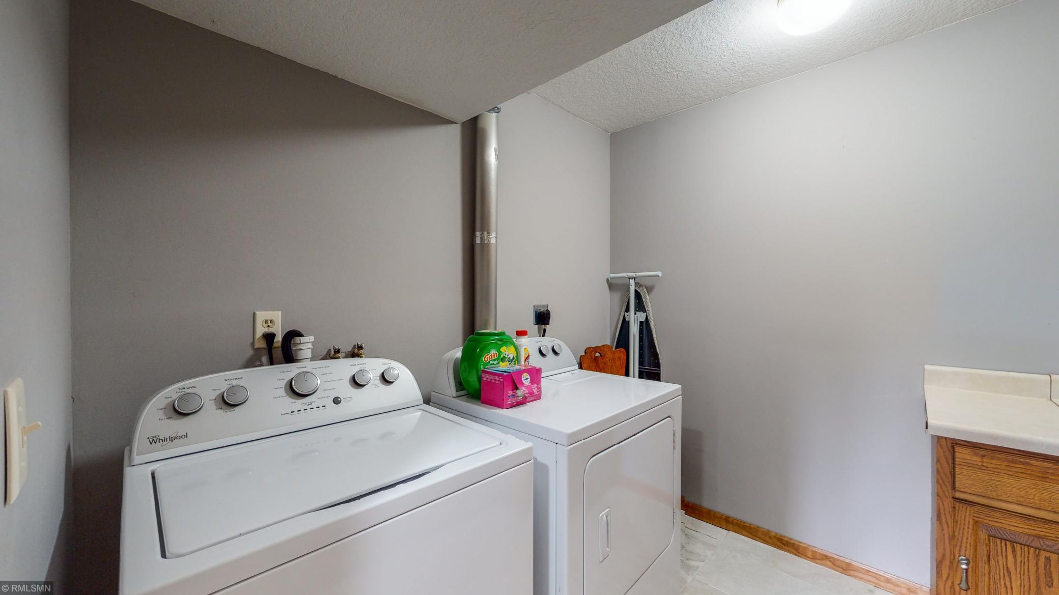 918 23rd Street Southeast Rochester, MN 55904 - Photo 19 of 27 Gallery Image 19