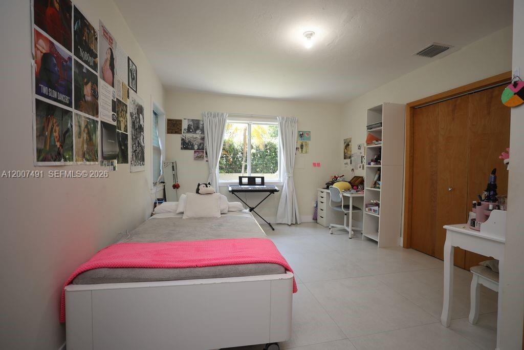 5620 Alton Road Miami Beach, FL 33140 - Photo 17 of 21