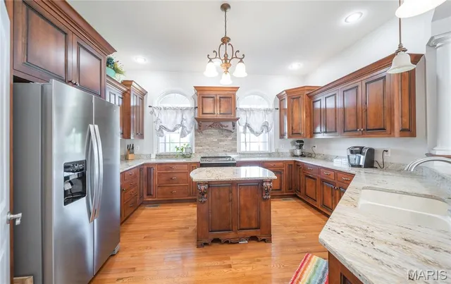 $599,999 | 1021 Madison 523, Fredericktown, MO 63645