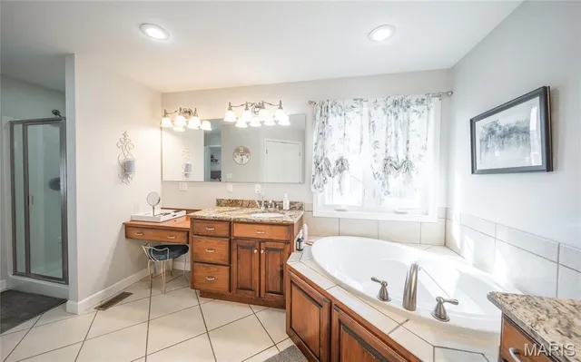 $599,999 | 1021 Madison 523, Fredericktown, MO 63645