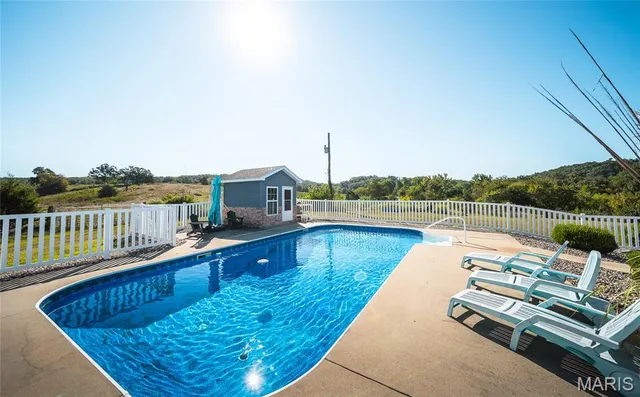 $599,999 | 1021 Madison 523, Fredericktown, MO 63645