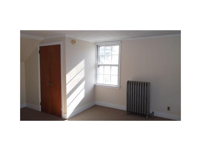 962 Middle Street Bath, ME 04530 - Photo 7 of 15 Photo