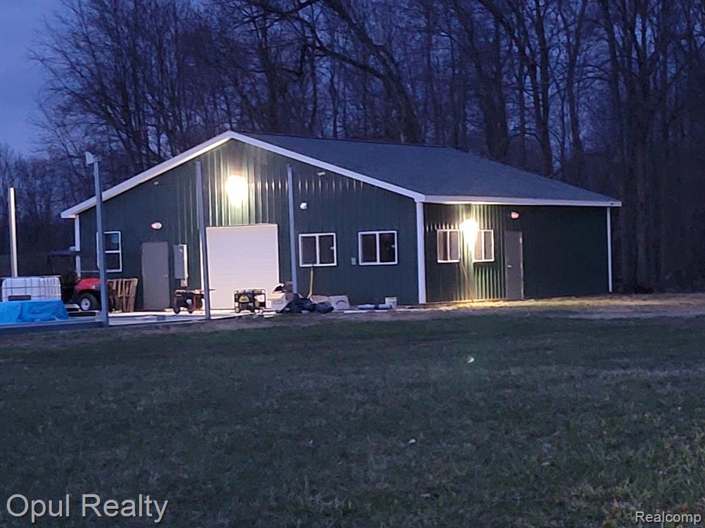 7503 Reading Road East Pittsford, MI 49271 - Photo 9 of 24