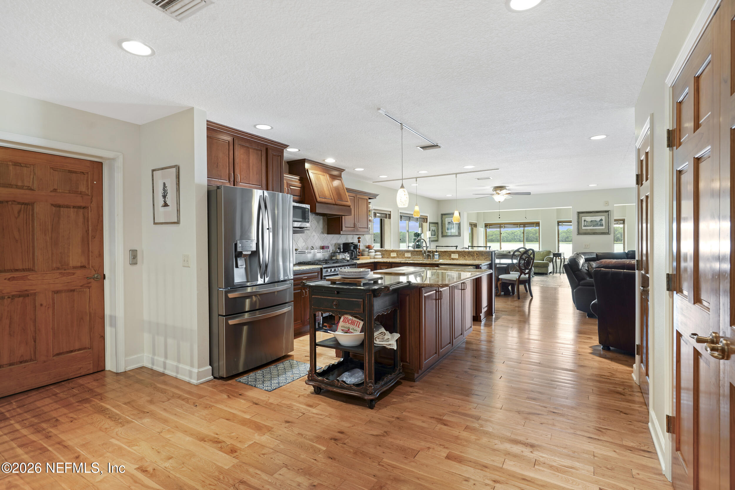 703 Front Street Welaka, FL 32193 - Photo 13 of 70 dsc04307