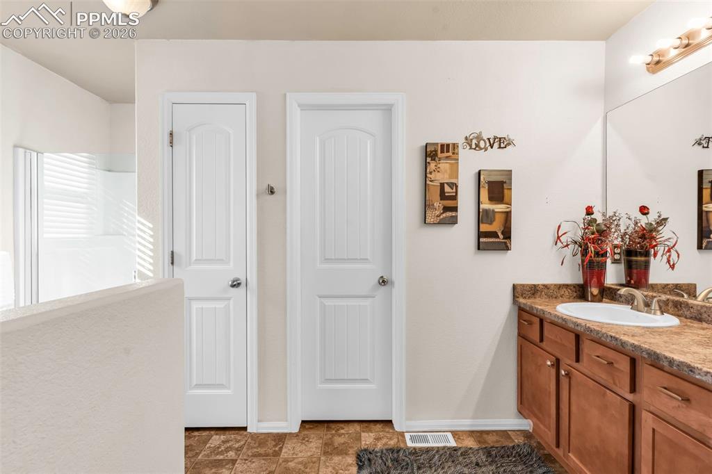917 Silverqueen Road Pueblo, CO 81008 - Photo 19 of 33