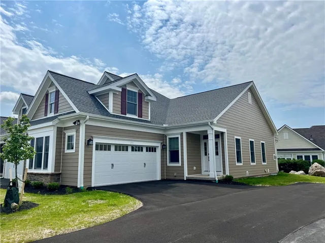 $495,000 | 255 Bretlyn Circle, Brighton, NY 14618
