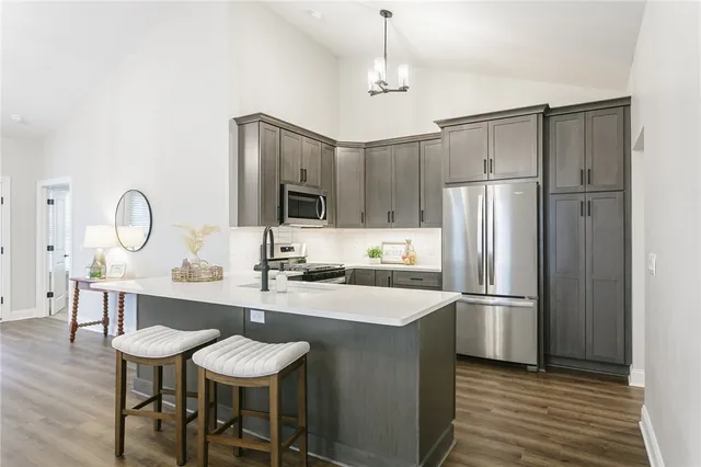 $495,000 | 255 Bretlyn Circle, Brighton, NY 14618