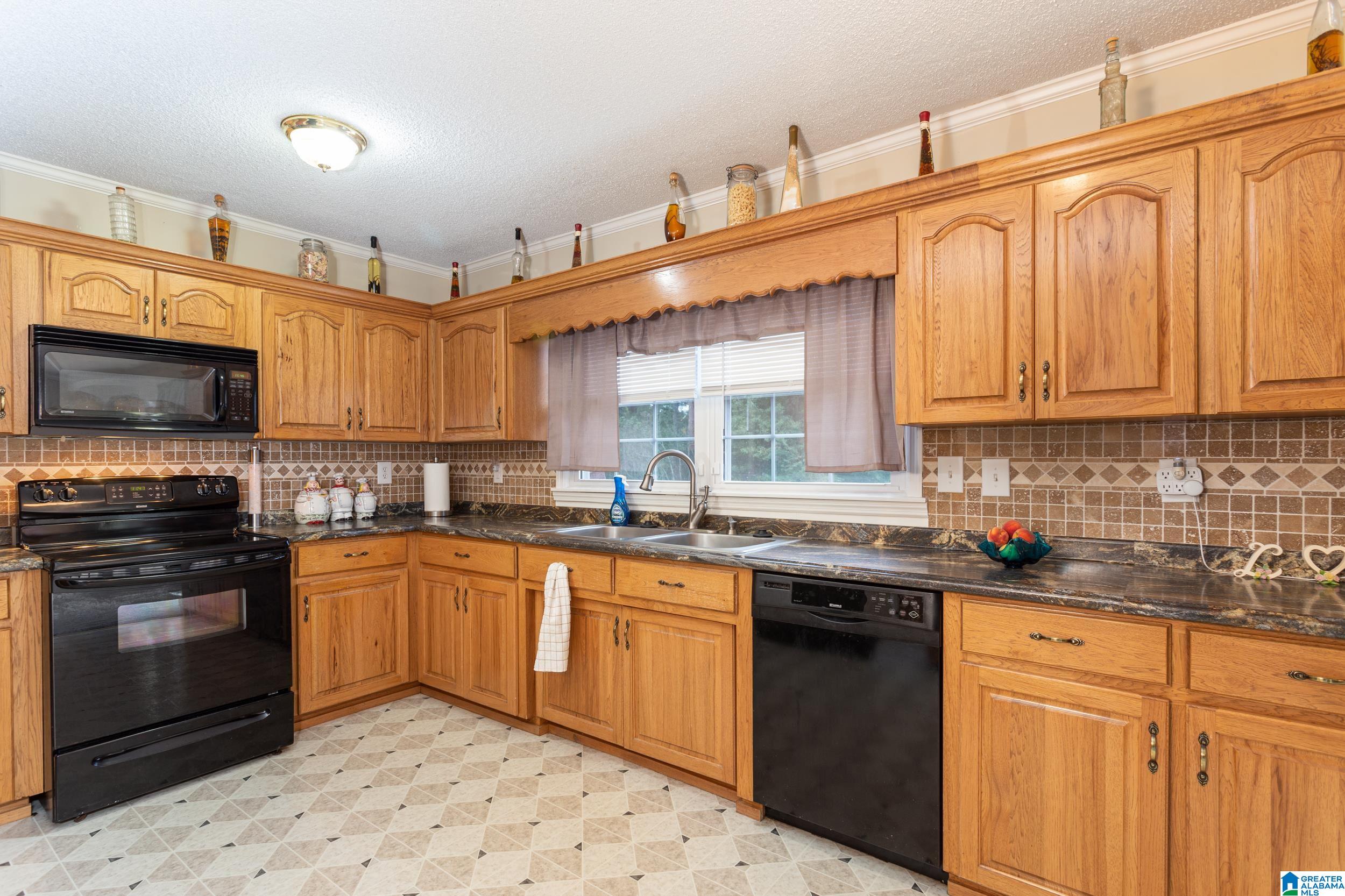 1104 East Street Talladega, AL 35160 - Photo 12 of 49