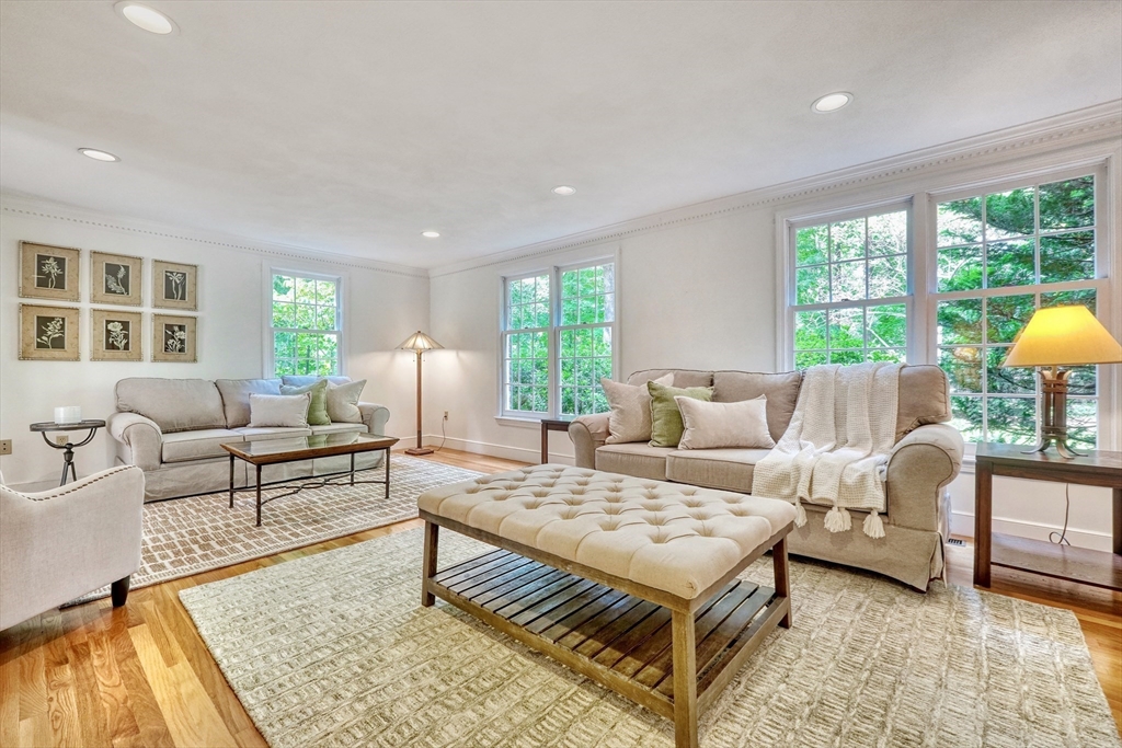 198 Lincoln Road Lincoln, MA 01773 - Photo 8 of 39 Gallery Image 8