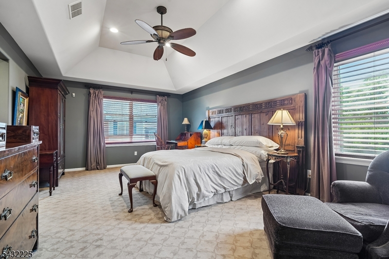 57 Southgate Road New Providence, NJ 07974 - Photo 18 of 35