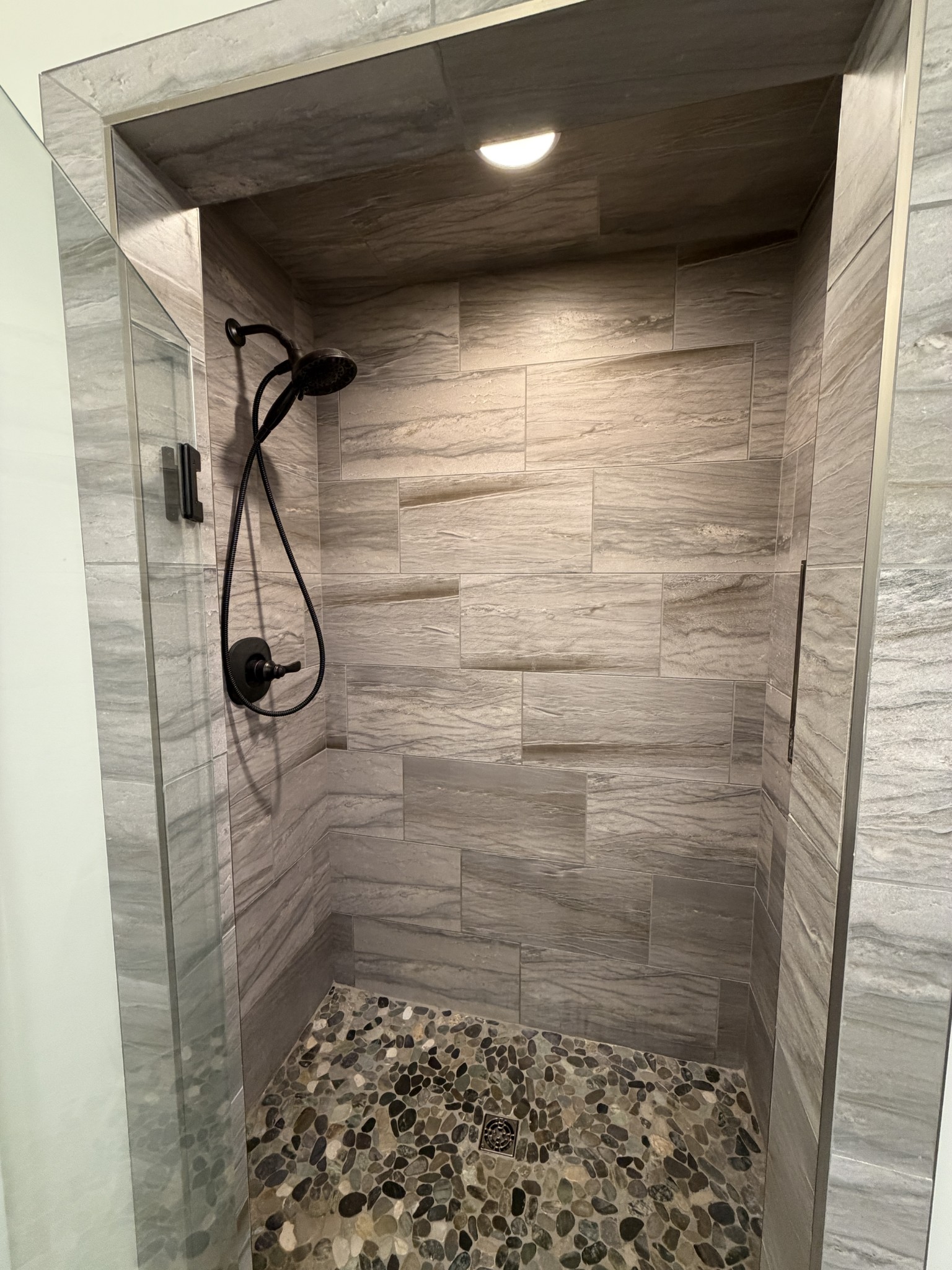 2095 Lake Louisa Loop Monteagle, TN 37356 - Photo 16 of 48 a bathroom with a shower