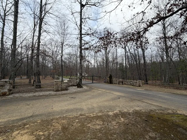 $720,000 | 2095 Lake Louisa Loop, Monteagle, TN 37356