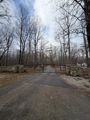 $720,000 | 2095 Lake Louisa Loop, Monteagle, TN 37356