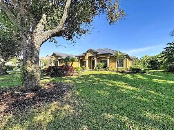 $865,000 | 501 169th Court Northeast, Bradenton, FL 34212