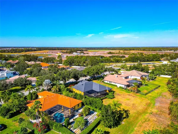 $865,000 | 501 169th Court Northeast, Bradenton, FL 34212