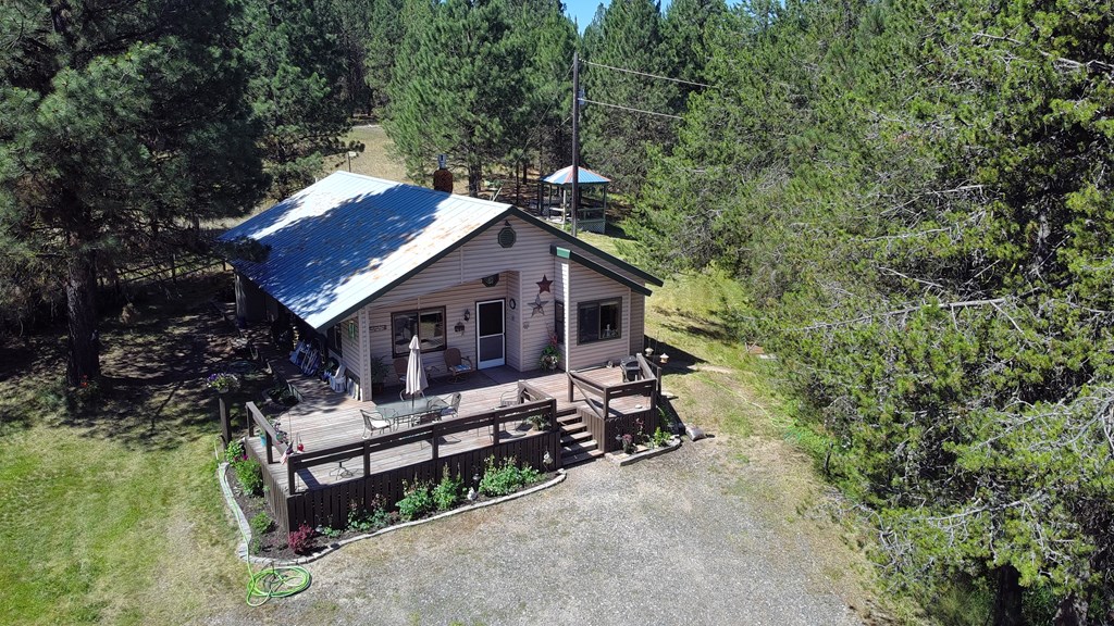 10525 Skunk Creek Road Cascade, ID 83611 - Photo 2 of 41 Forest views from every window
