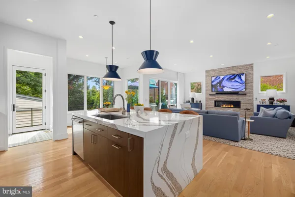 $2,975,000 | 5624 Sherier Place Northwest, Washington, DC 20016