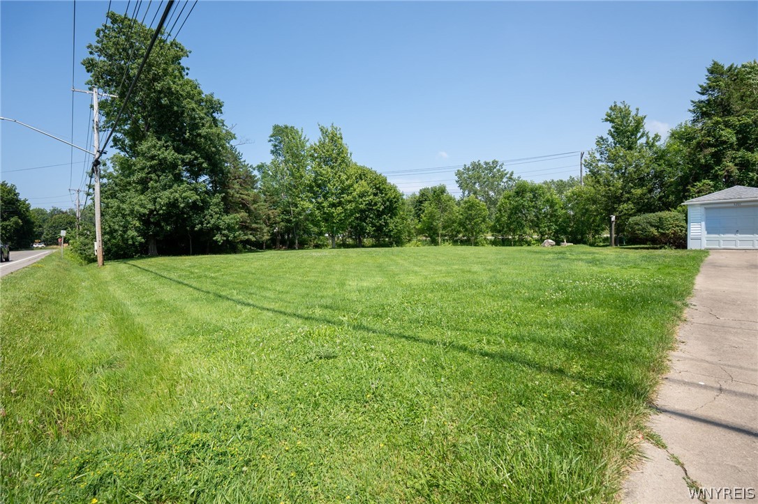 5201 Scranton Road Hamburg, NY 14075 - Photo 29 of 35