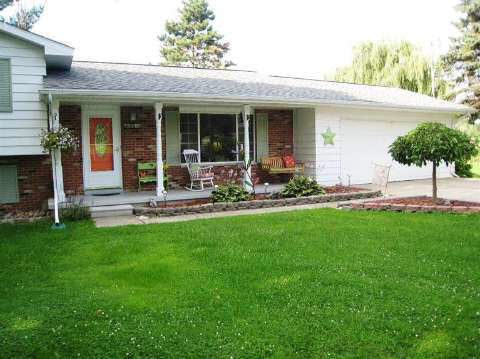 6045 East Lake Road Millington, MI 48746 - Photo 26 of 32 20400117-25.JPG