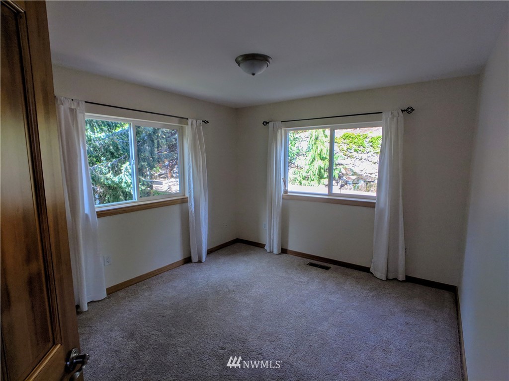 3515 Burchvale Road Wenatchee, WA 98801 - Photo 13 of 25 Gallery Image 13