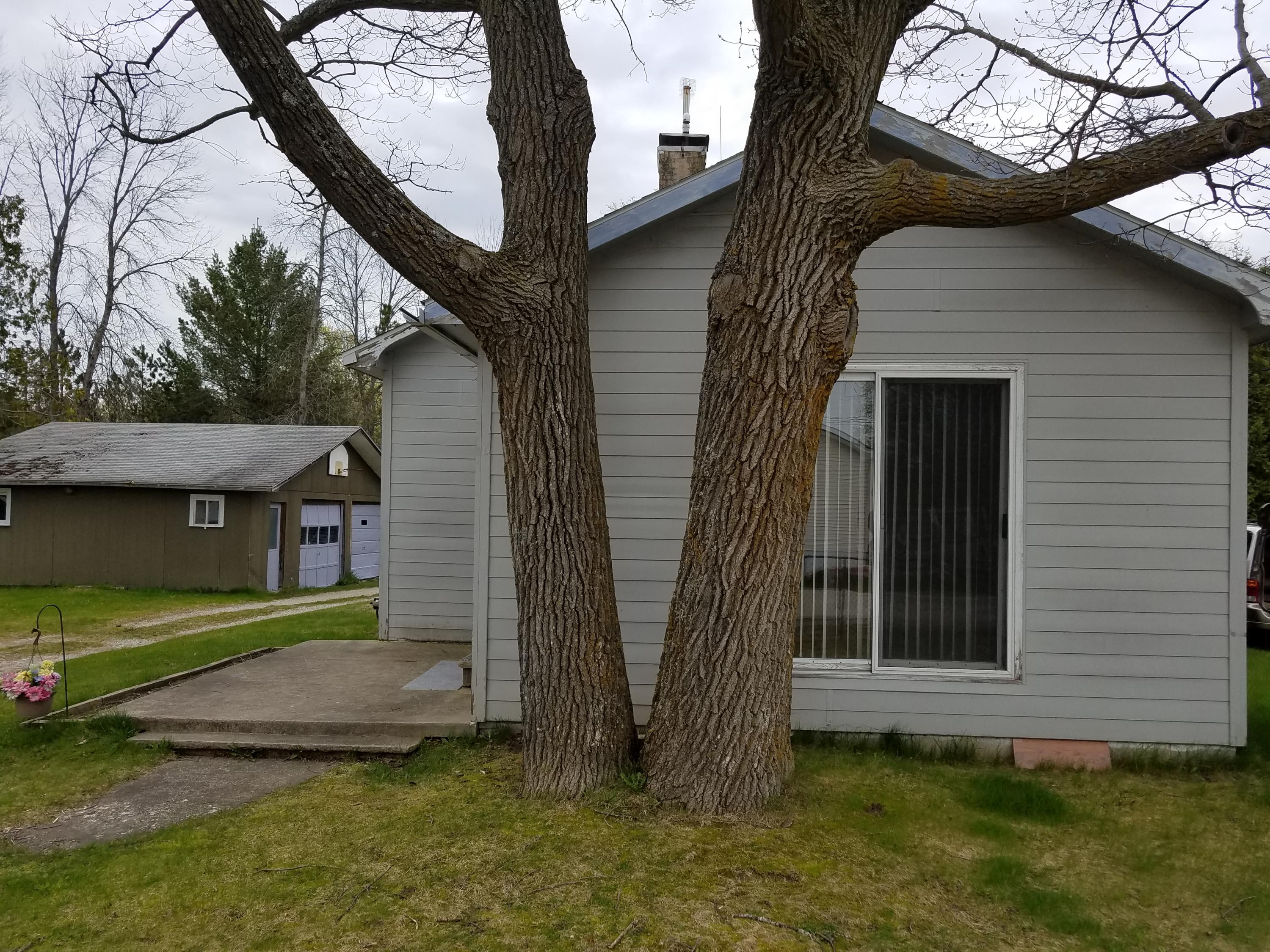 3164 Long Rapids Road Alpena, MI 49707 - Photo 3 of 24 Gallery Image 3
