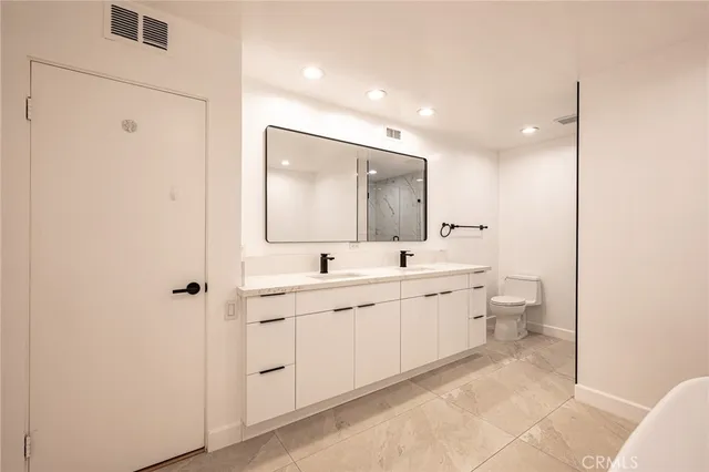 $11,995 | 339 North Palm Drive, Unit PH1, Beverly Hills, CA 90210