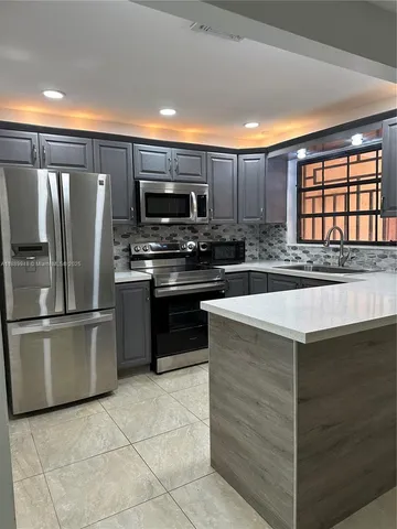 $2,875 | 5912 Southwest 133rd Court, Miami, FL 33183