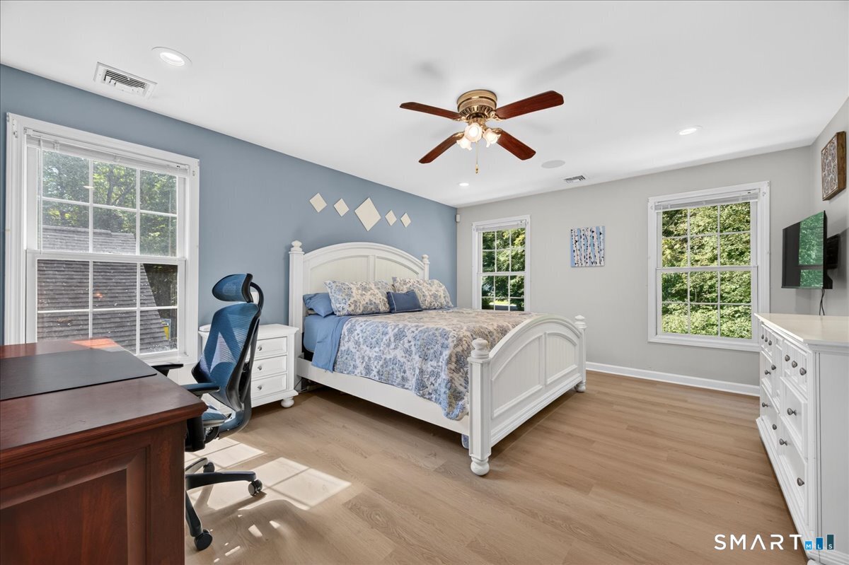 692 Cook Hill Road Killingly, CT 06239 - Photo 19 of 31 Gallery Image 19