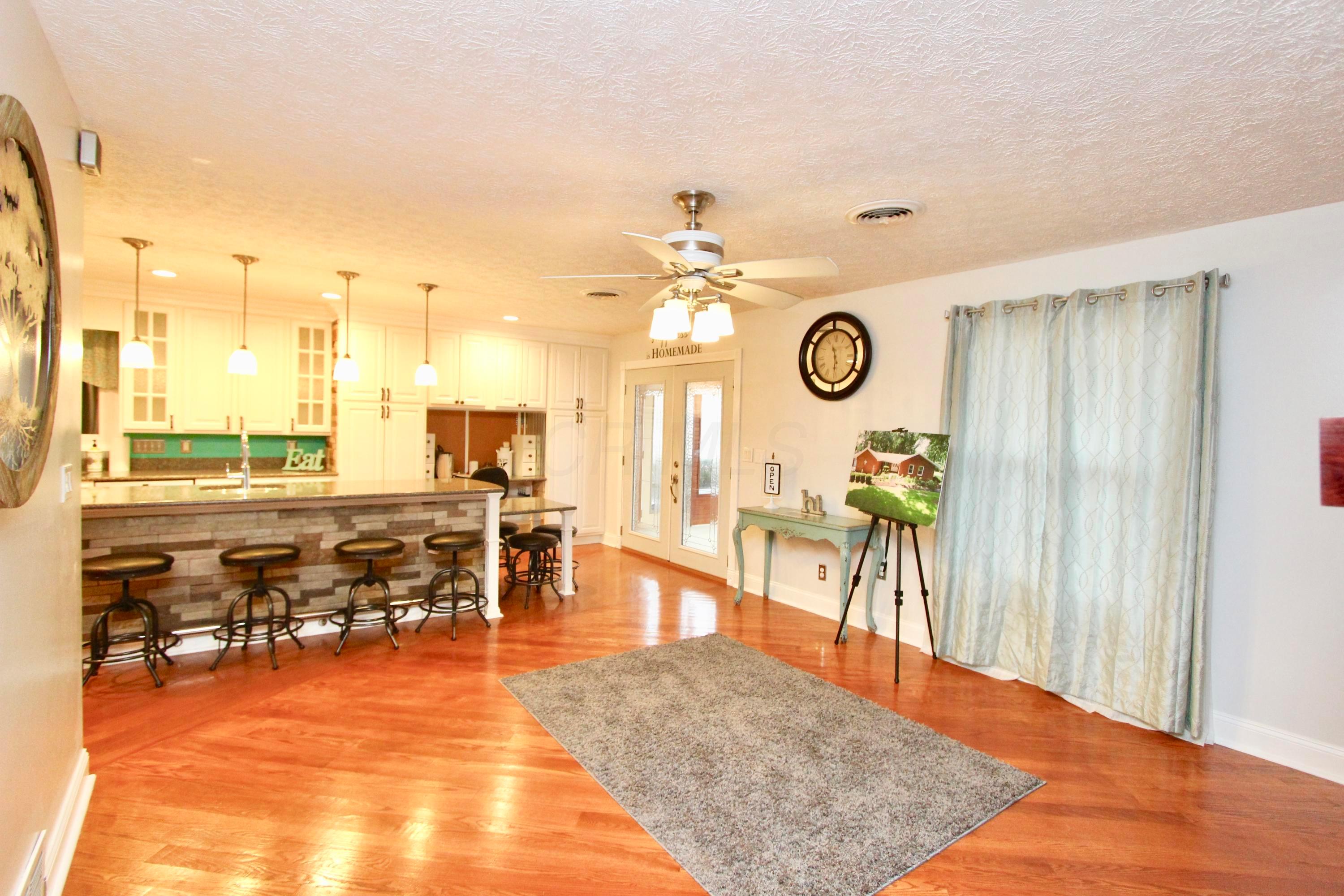 4587 Powell Road Marion, OH 43302 - Photo 4 of 82