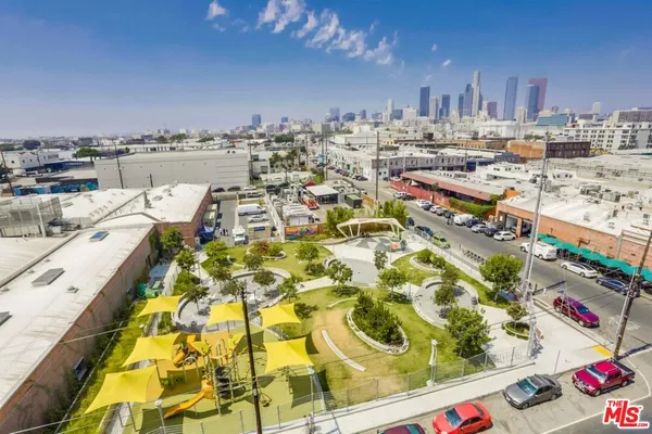 $3,350 | 527 Molino Street, Unit 310, Los Angeles, CA 90013