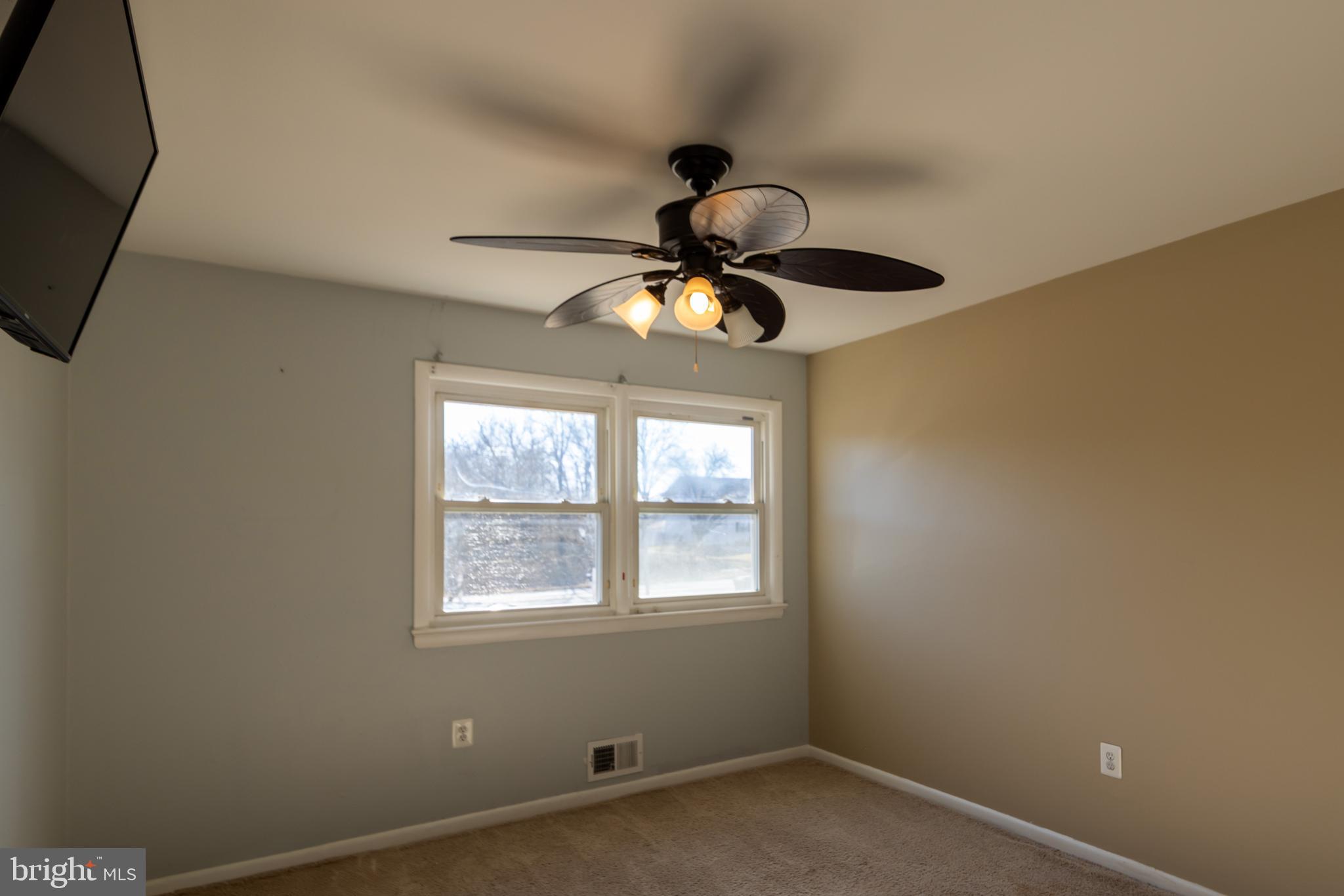 11509 Piscataway Road Clinton, MD 20735 - Photo 19 of 59 bedroom 1