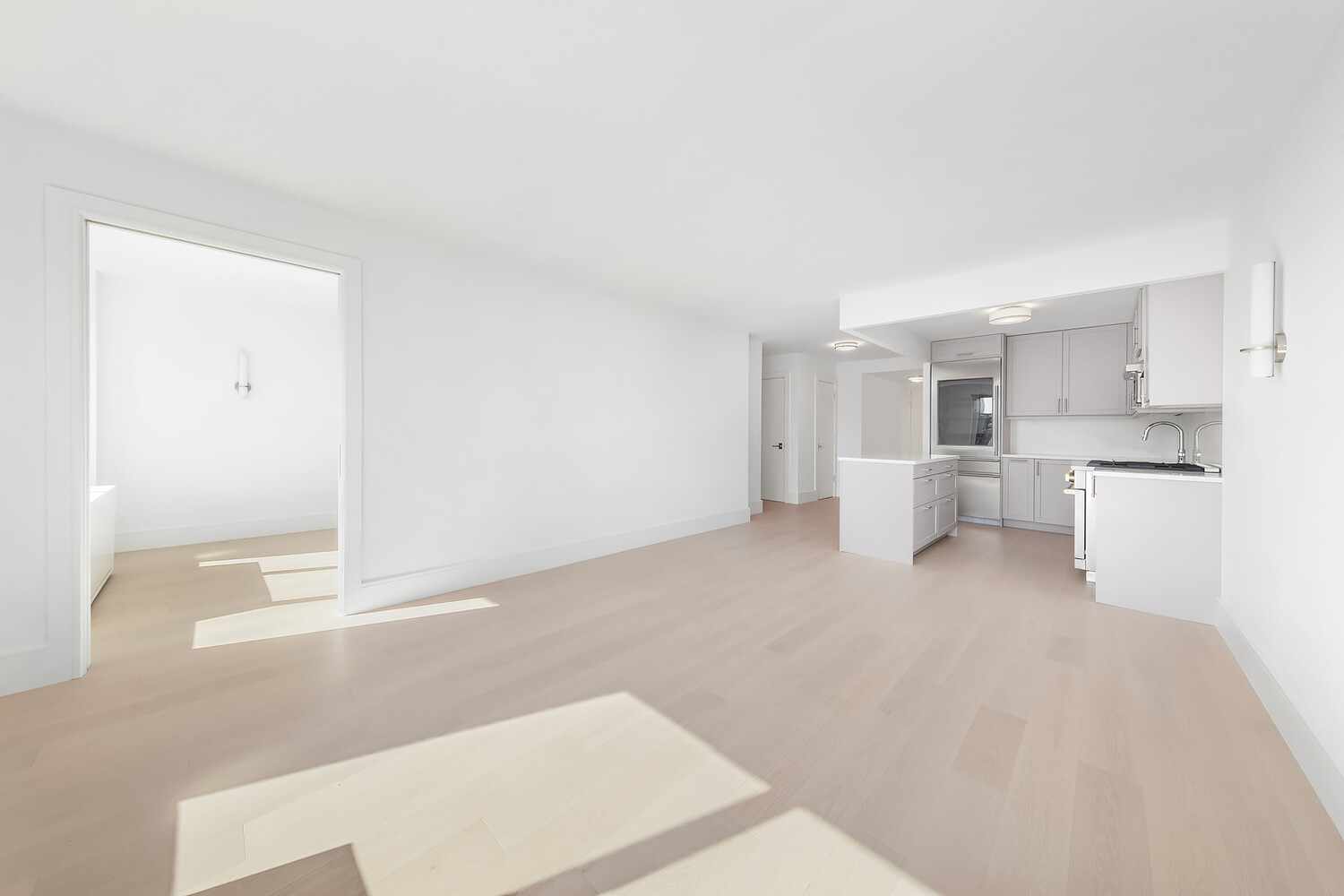 300 East 59th Street, Unit 1207 Manhattan, NY 10022 - Photo 4 of 12