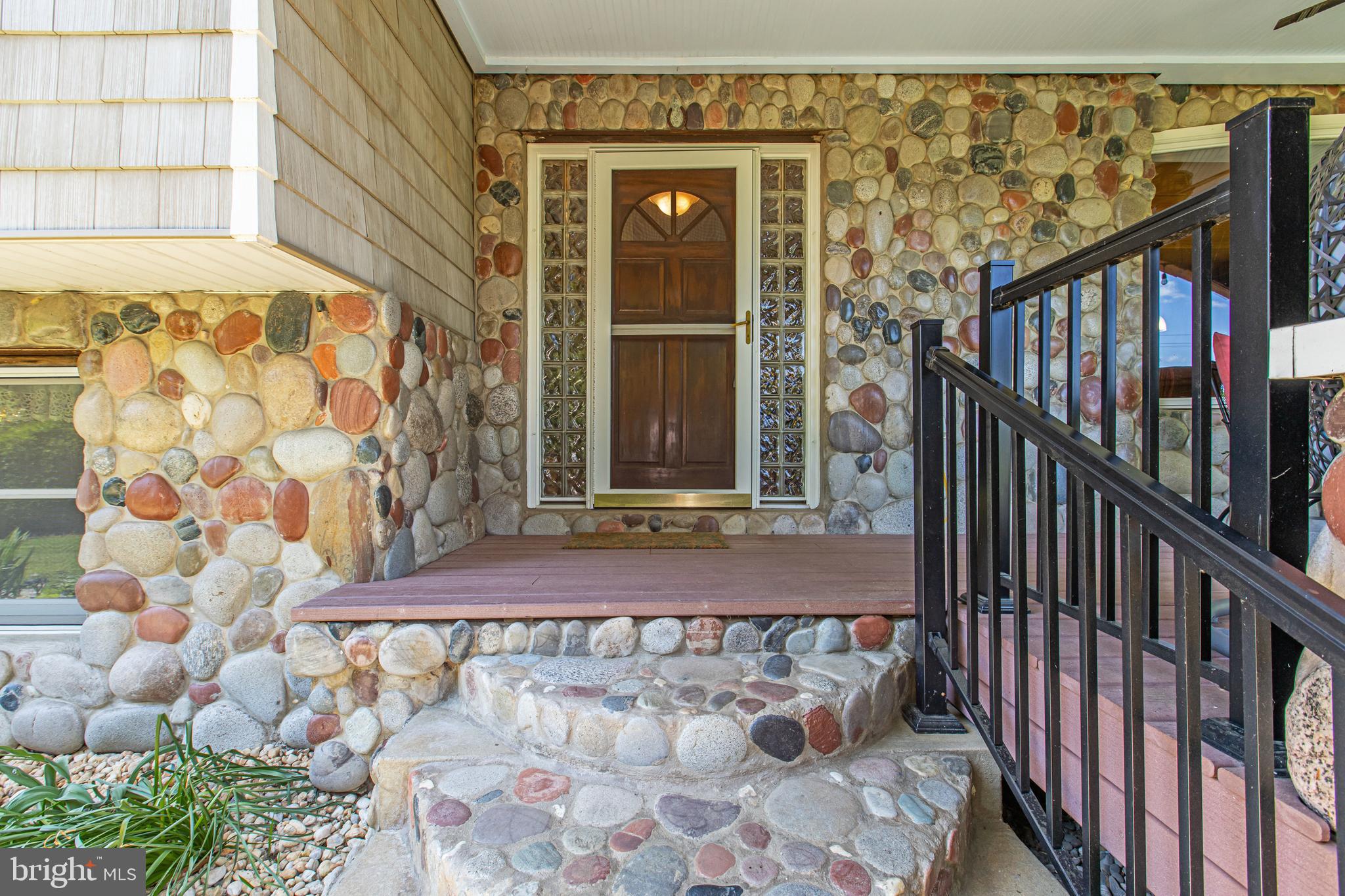 7 Cynthia Court Elkton, MD 21921 - Photo 6 of 56 Custom River Rock entry perfection