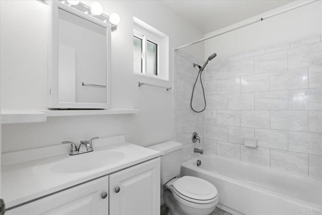 931 Jamacha Road, Unit A El Cajon, CA 92019 - Photo 15 of 23