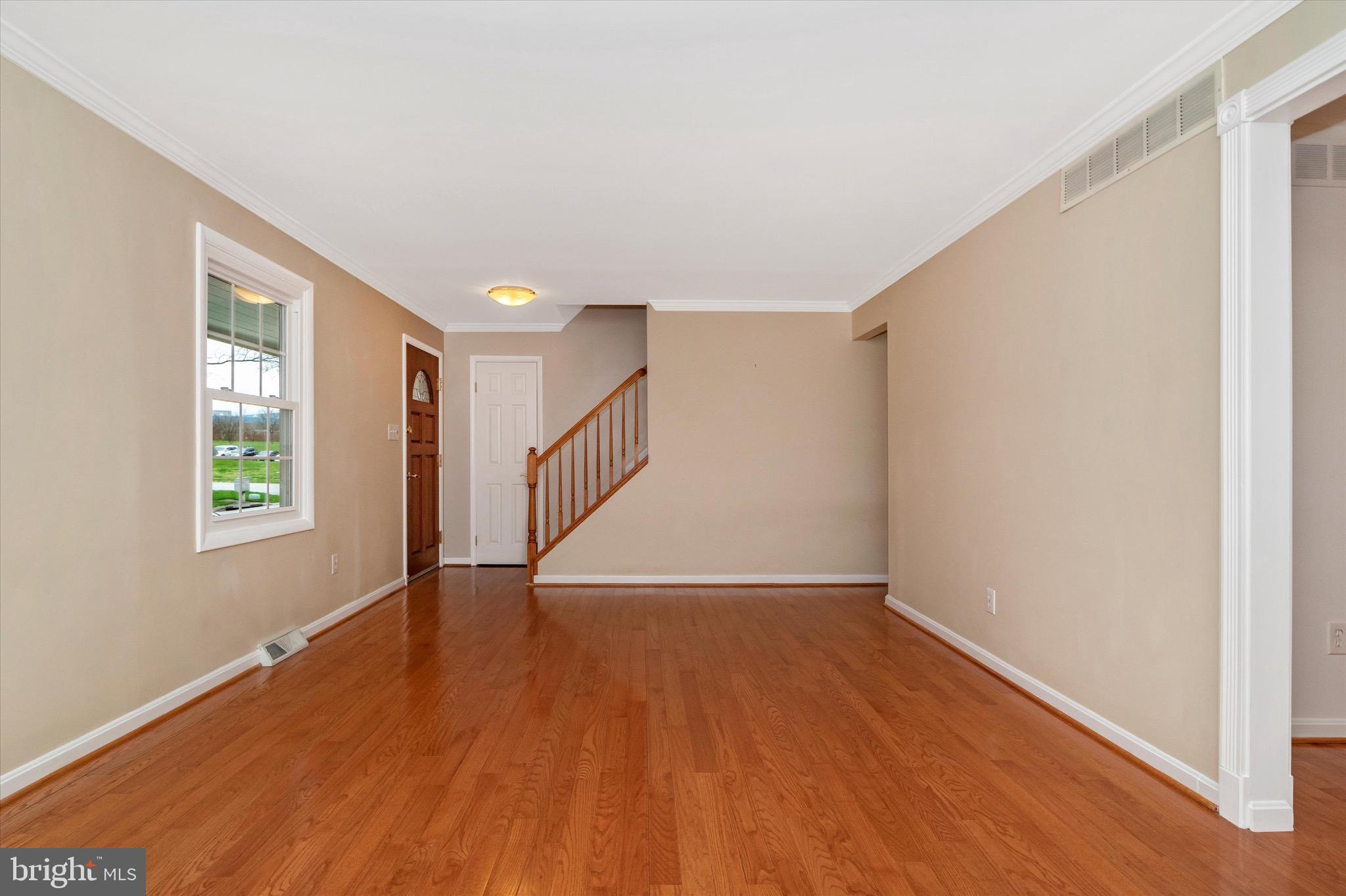 9509 Pamplona Road Columbia, MD 21045 - Photo 6 of 54 Gallery Image 6