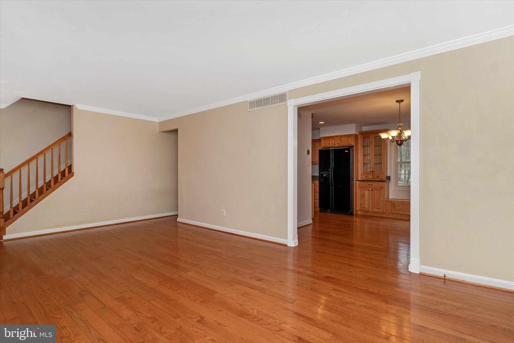 9509 Pamplona Road Columbia, MD 21045 - Photo 7 of 54 Gallery Image 7