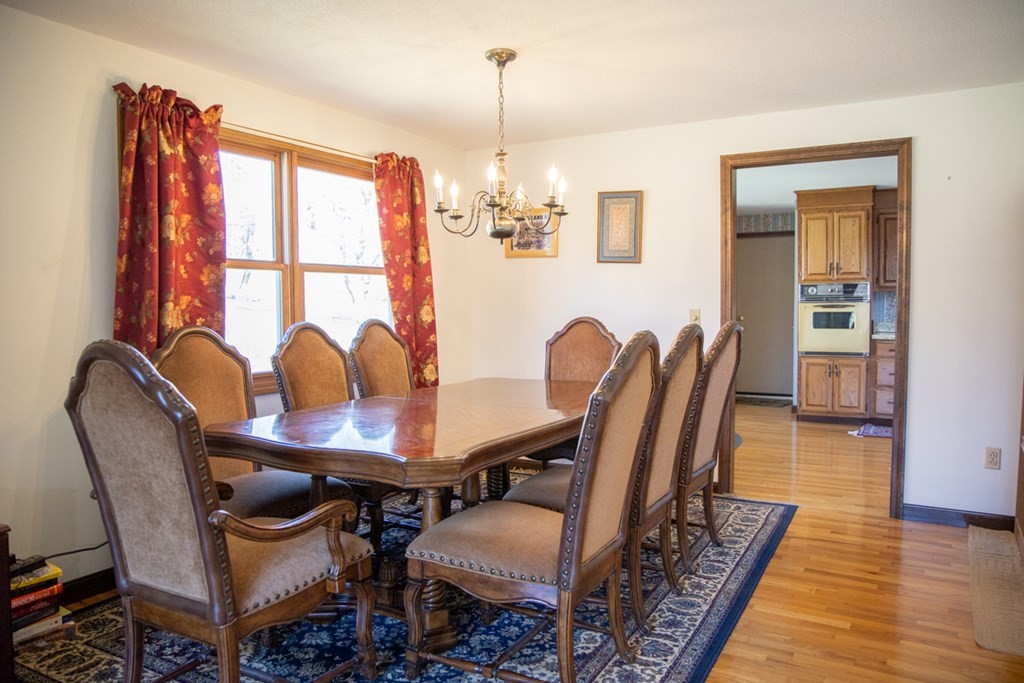 123 Bear Hole Road West Springfield, MA 01089 - Photo 11 of 42