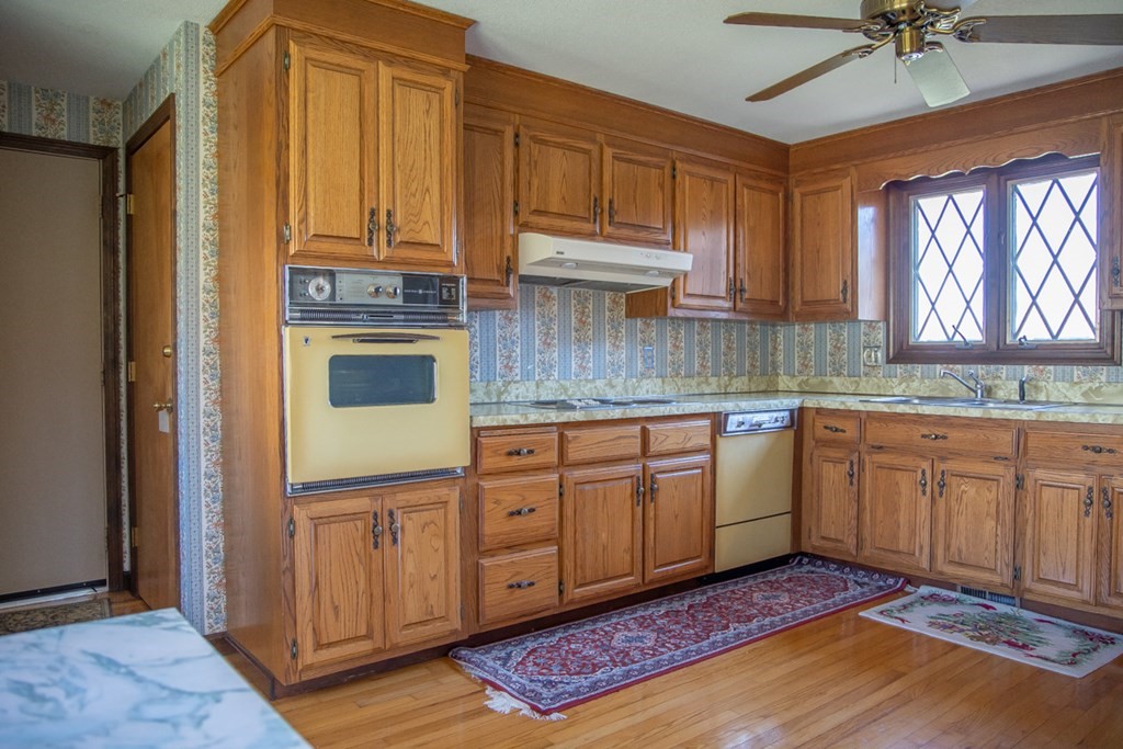 123 Bear Hole Road West Springfield, MA 01089 - Photo 15 of 42