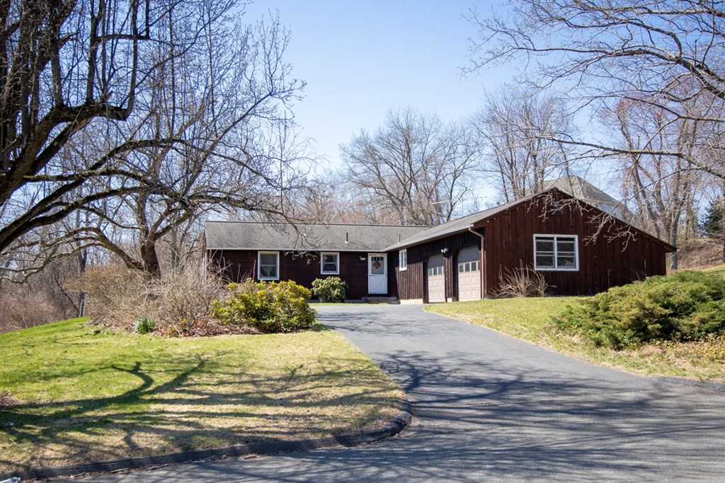 123 Bear Hole Road West Springfield, MA 01089 - Photo 2 of 42