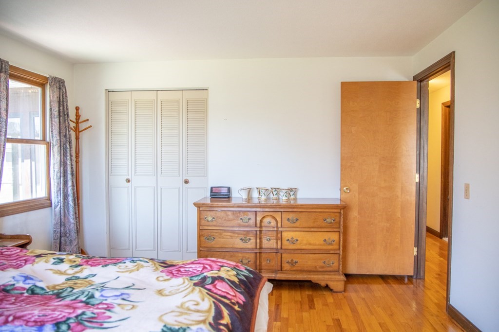 123 Bear Hole Road West Springfield, MA 01089 - Photo 21 of 42