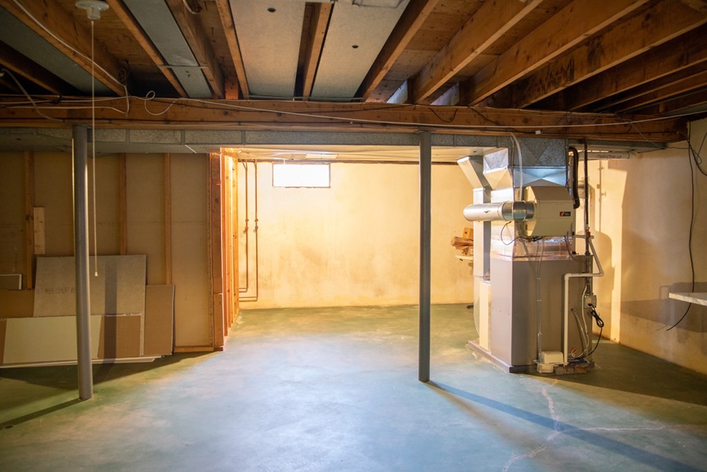 123 Bear Hole Road West Springfield, MA 01089 - Photo 27 of 42